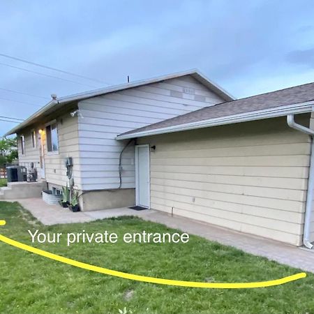 Cozy Getaway Near Slc Airport & Downtown - 1St Floor Apartment Salt Lake City Exterior photo